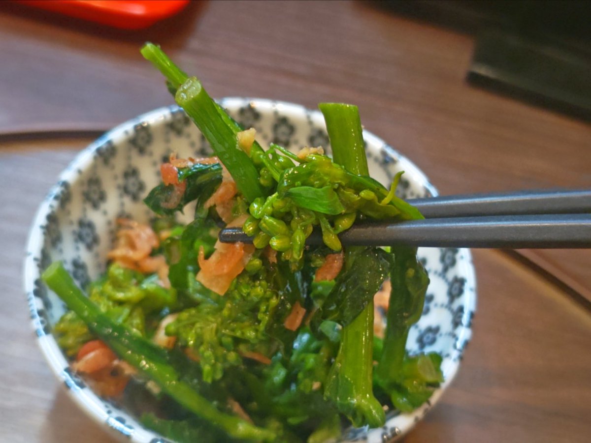 tmknsmb_o_o's tweet photo. おはようございます(≧▽≦)
ご飯(中)🍚
豚汁(具沢山)🐷🍠
菜の花のペペロン炒め🌼🧄🌶️
#glouton https://t.co/dBCCbiUIxD