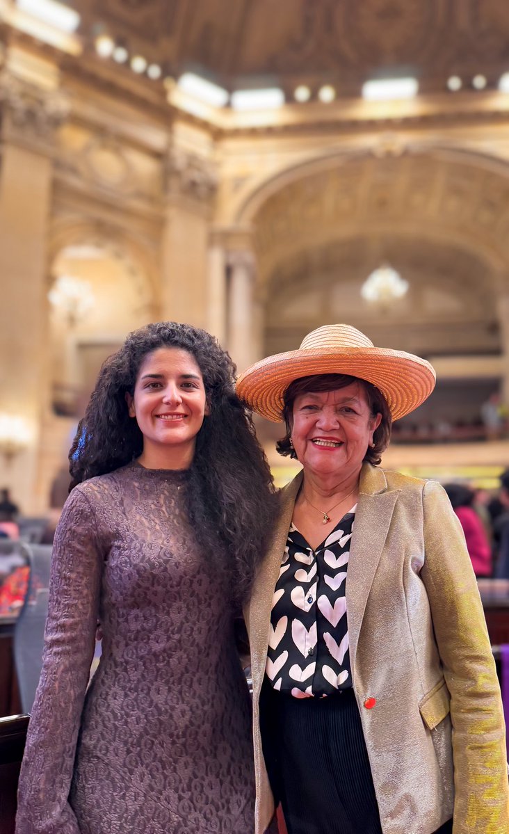 Profe Leyla tweet media