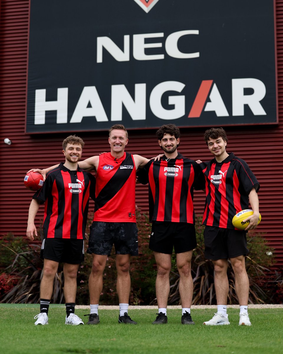 Essendon FC tweet media