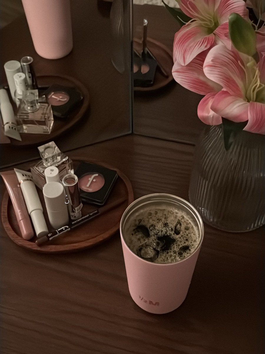 نُــوفمبر tweet media