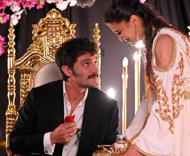 Menekşe 🤍 tweet media