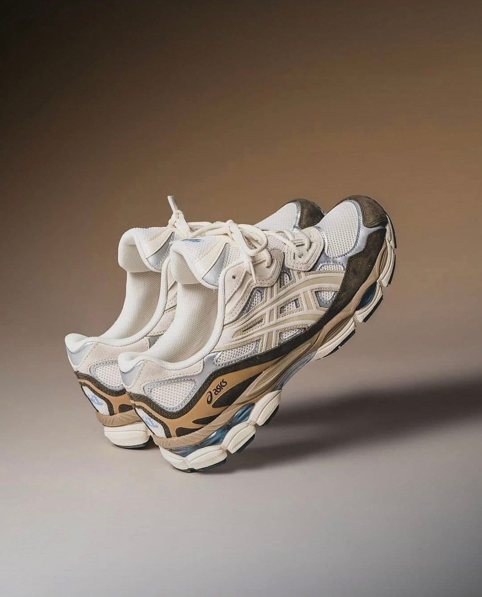 JustFreshKicks tweet media