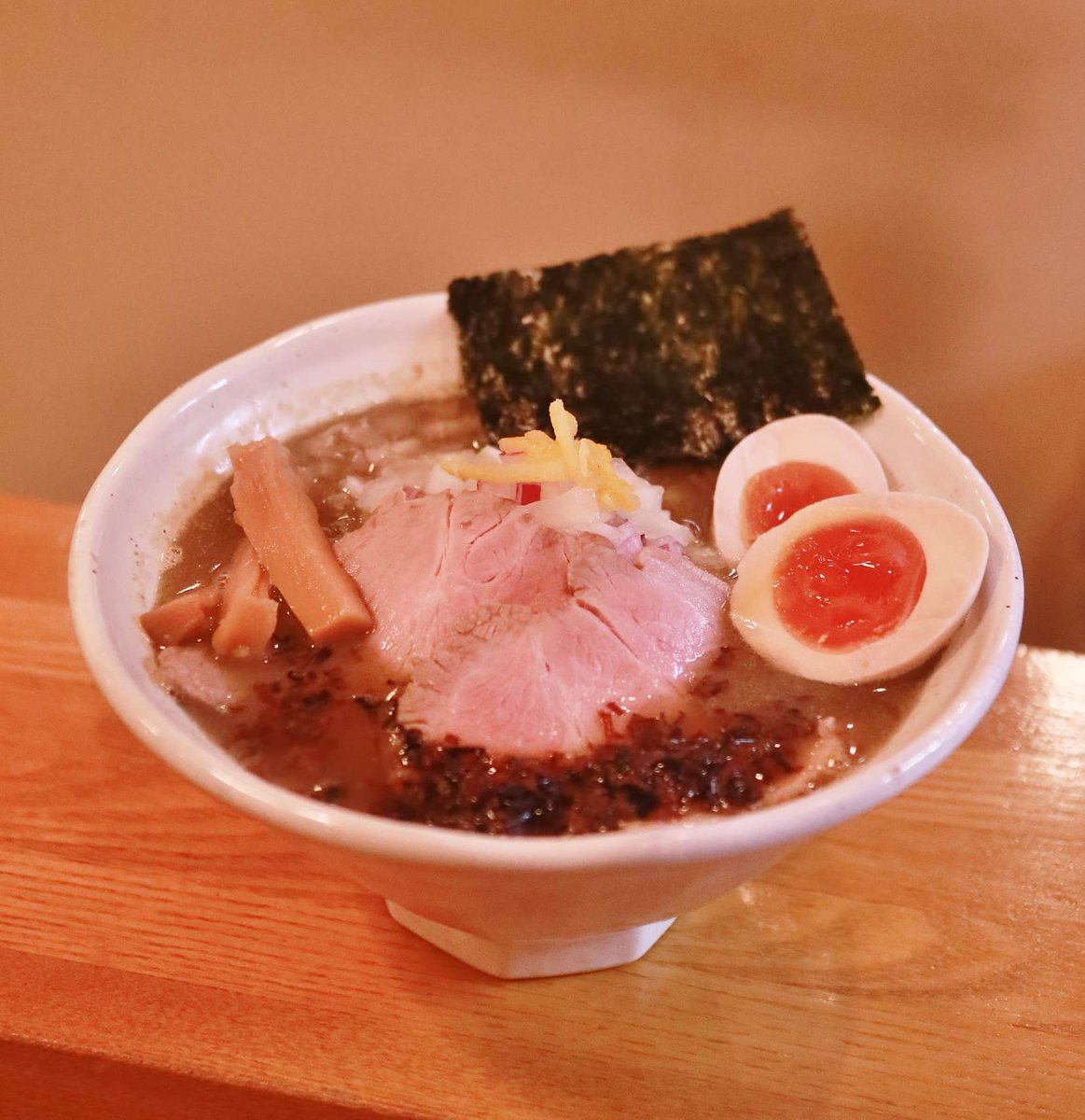 m_genten's tweet photo. おはようございます。
新松戸　麺道GENTENです。

本日の全員集合水曜日限定
『　煮干しらぁ麺　』です。

お待ちしております！ https://t.co/v12ts03NTw