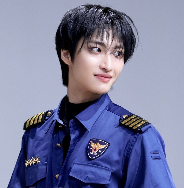 sofaso aus tweet media