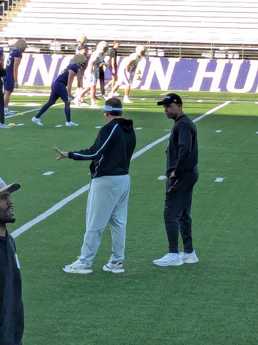 Mic Flont tweet media