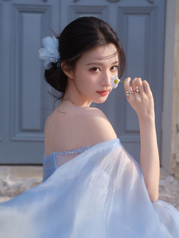 wangchuranfan's tweet photo. Wang Churan HelloSunny spring photos 王楚然森呼吸春日寫真 #王楚然 #王楚然北美後援會 #wangchuran #HelloSunny #春日寫真 #SpringAesthetic https://t.co/WJSTDqPPwX