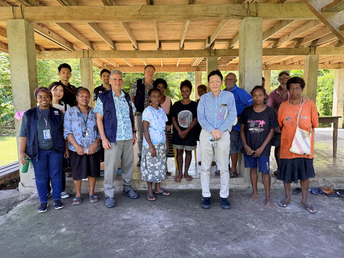 JapanEmb_SI's tweet photo. On 27th March, Ambassador HIGUCHI visited Pao and Vura communities, and Lunga Health Clinic to observe The Japan–Solomon Islands #Malaria Reduction Project, a collaborative project between #MHMS, the Government of #Japan and #WHO.
Details on our website→https://t.co/GhIgEgHI2t https://t.co/kyf8NNKMlv