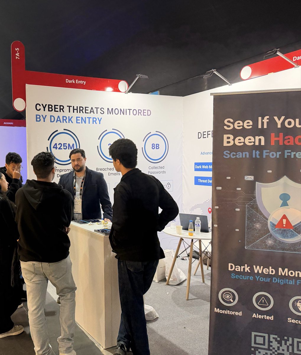 Zigoo0's tweet image. الحمدلله خلصنا أول يوم في Gitex Marrakech علي خير
مبسوط بكل اللي قابلتهم النهرده من مختلف جامعات المغرب وكذلك الشركات وال local partners وان شاء الله نتشرف بمقابلتكم تاني بكره في 7A-5 في booth Dark Entry