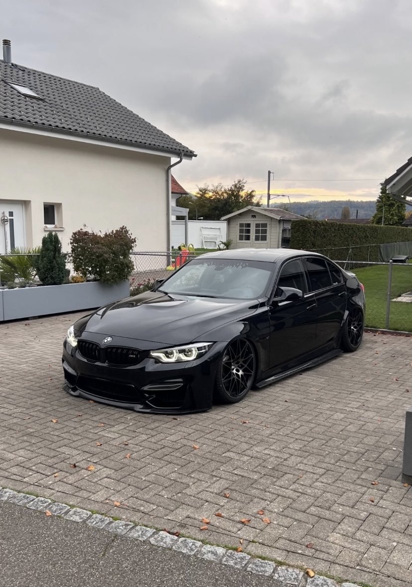 RiversRyan54006's tweet photo. I don't understand how you can drive a car that's been lowered like that. What do you do when you hit a speed bump? https://t.co/2jvjDnCCtJ