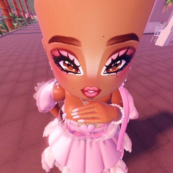 dollie𝜗𝜚‎‧₊˚ tweet media