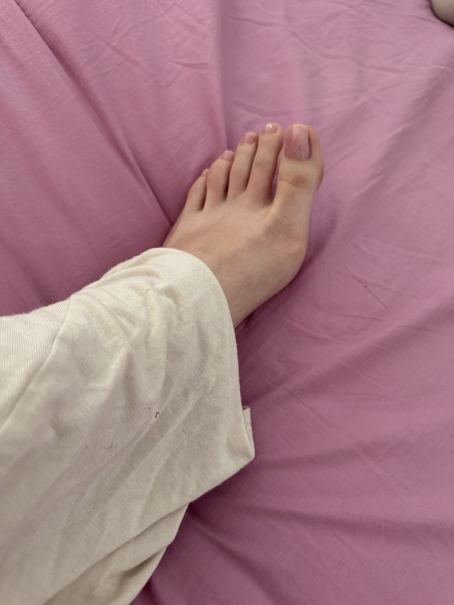 Violette Vaine tweet media