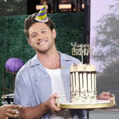 𝐒𝐚𝐦 ❯❯❯❯ ★ tweet media