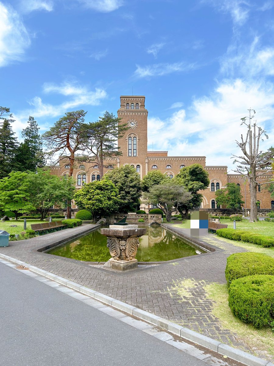 一般人「よくある大学やな」

一部界隈「この建物は...！！」