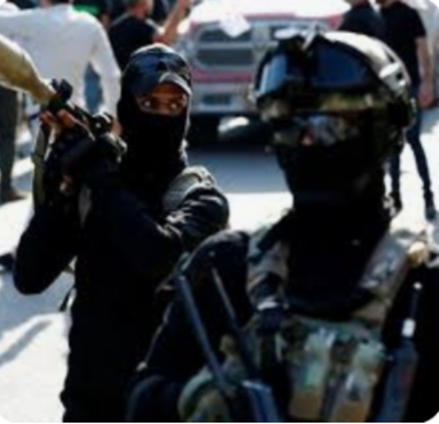 JoelWing2's tweet image. Musings On #Iraq  This Day In Iraqi History - Apr 7 PM Maliki said he was turning to Asaib Ahl Al-Haq and Kataib Hezbollah to secure Baghdad because disappointed with Iraqi security forces musingsoniraq.blogspot.com/2026/04/this-d…