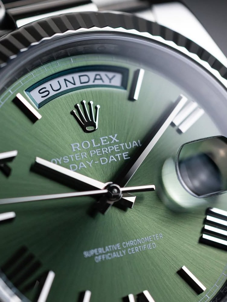 Rolexclocks's tweet photo. Rolex Day-Date White Gold Olive Dial https://t.co/mUNGvHtU51