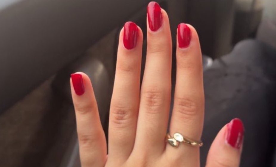 أثير tweet media