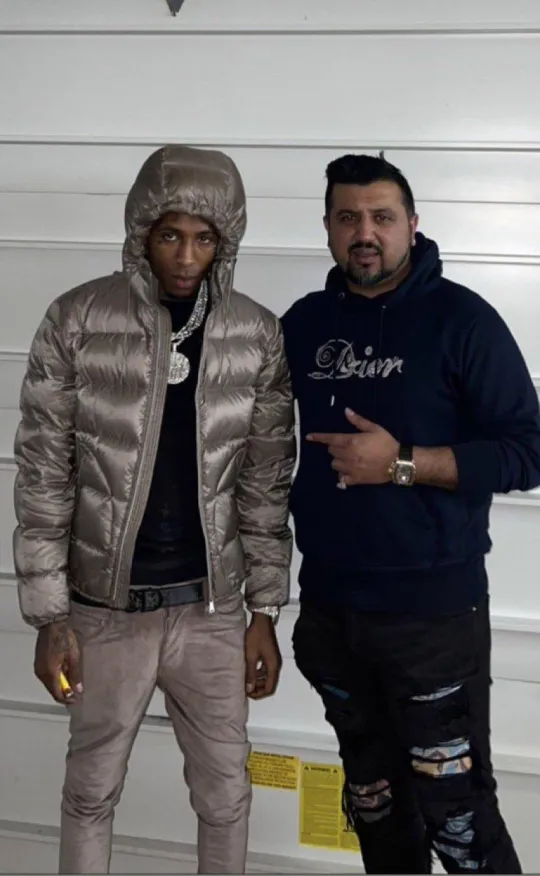 GGNBAYB's tweet image. Most these niggas claim 4KT ain't even fuckin with me #WTF