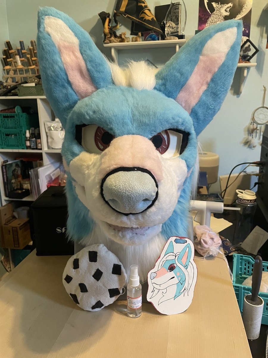 sunhallowsuits's tweet photo. Fursuit head for sal3!!!

Asking 550usd + 🚢 
(US only)
18+ only

More info below ⬇️ 

Interactions appreciated https://t.co/mB3KcwOYrb