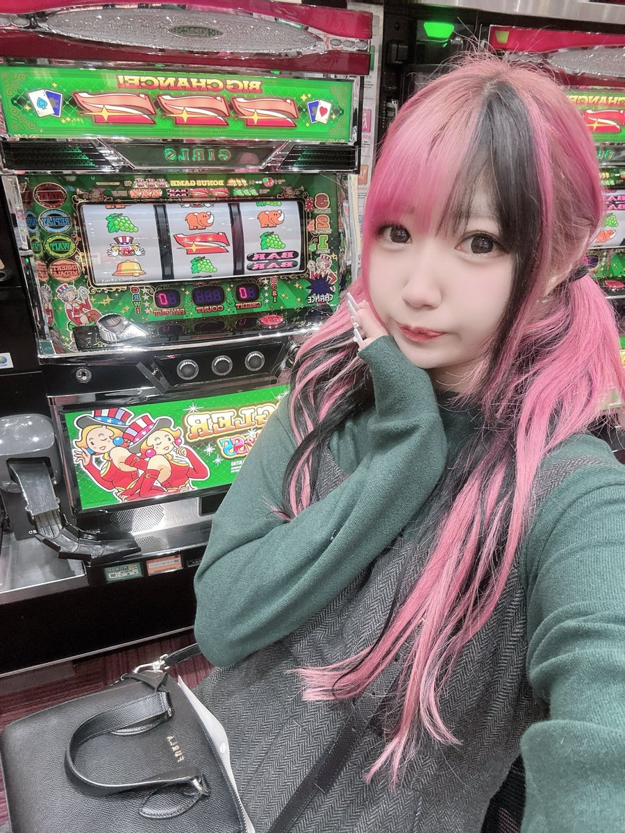 本日は週間オススメにもあった ?ジャグラーガールズ? ファンキー 