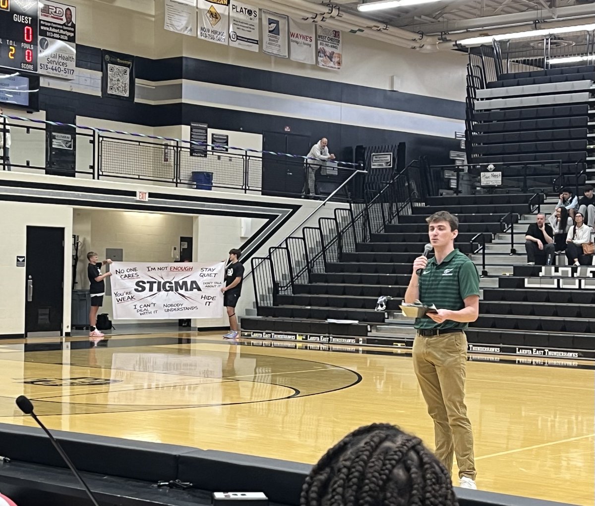 Busy day in the Hawks’ Nest with softball, volleyball and boys lacrosse all in action! Softball beat West 14-5, Volleyball topped Mason 3-0, and Lax is in a battle with Elder. Great night to be a Hawk!