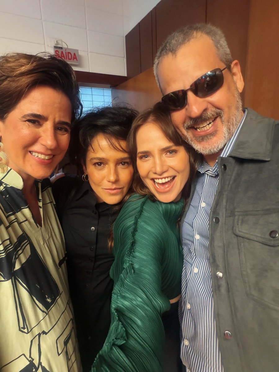 Letícia Colin tweet media