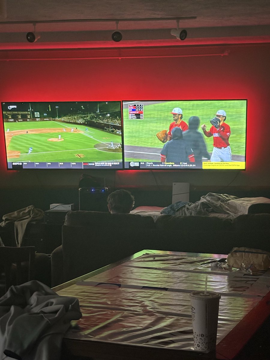 Big Hoss Leonard tweet media