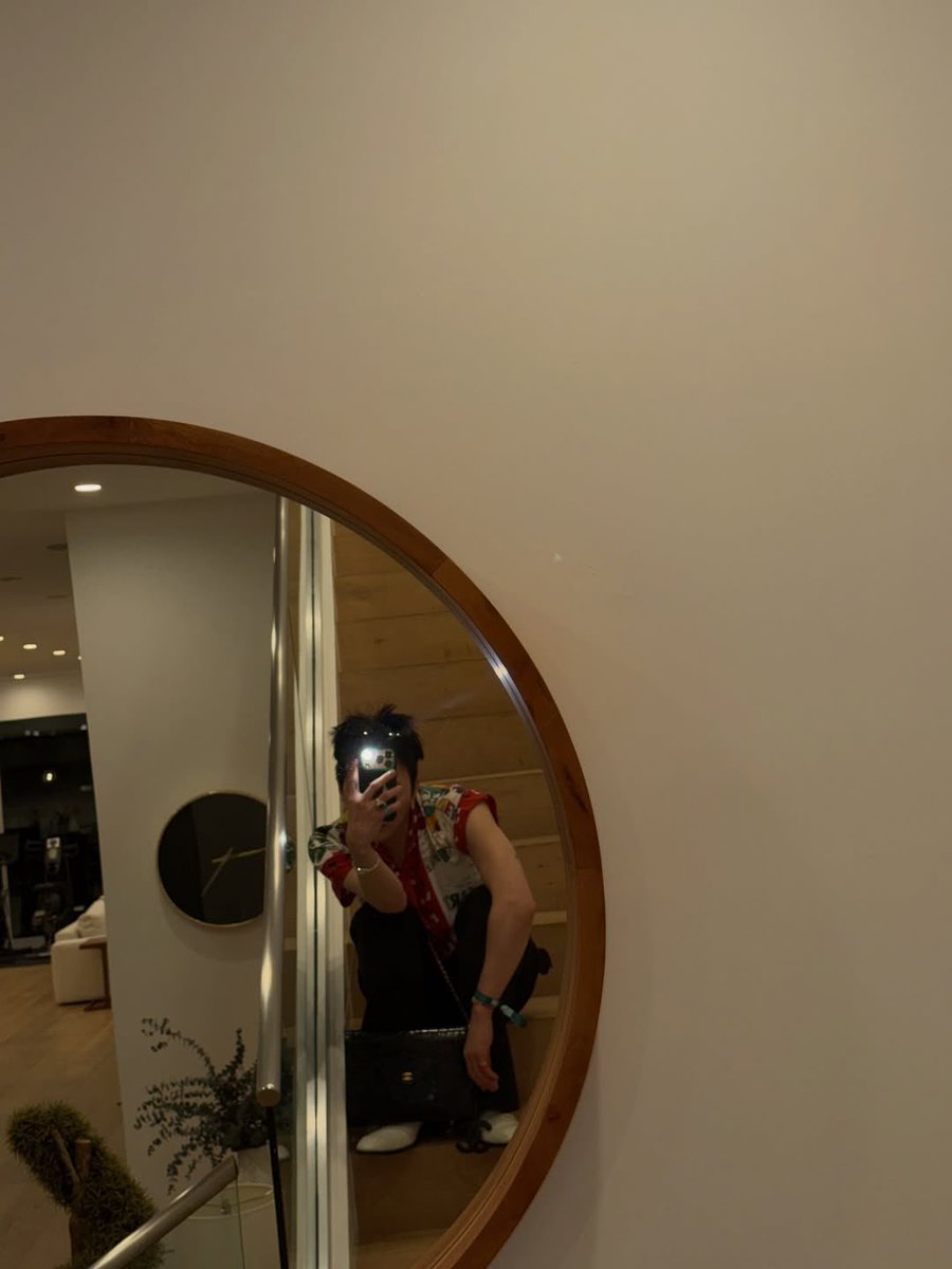 G-DRAGON INTERNATIONAL tweet media