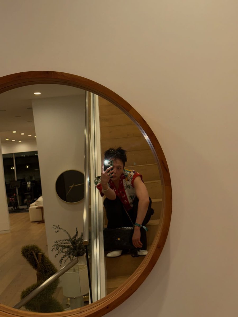 G-DRAGON INTERNATIONAL tweet media