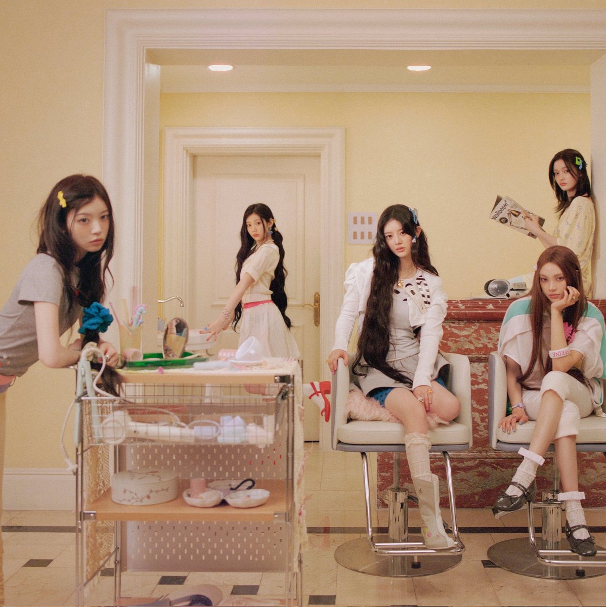 ILLIT BASE tweet media