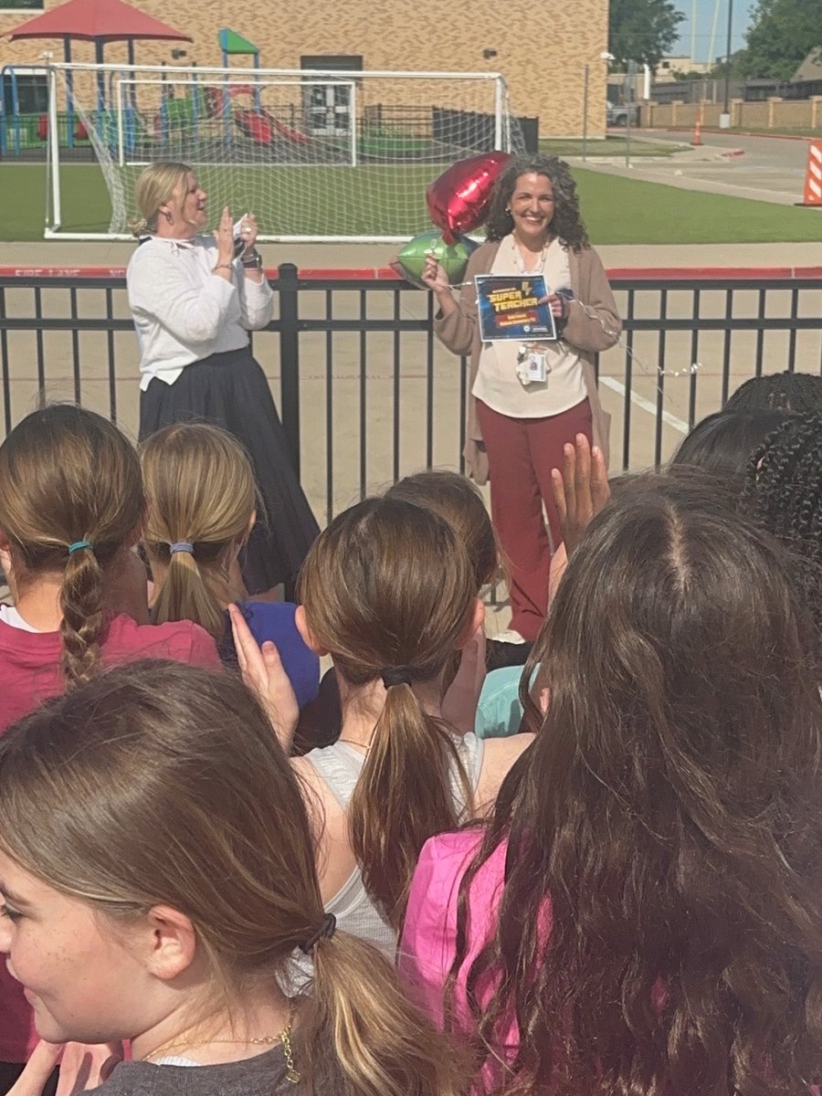 MohawkColts's tweet photo. 🦸‍♀️Mrs. Francis got awarded the Super Teacher Award today from the district. We are so happy to have her at Mohawk! #mohawkcolts #risddreambig. https://t.co/HAffwCKVQu