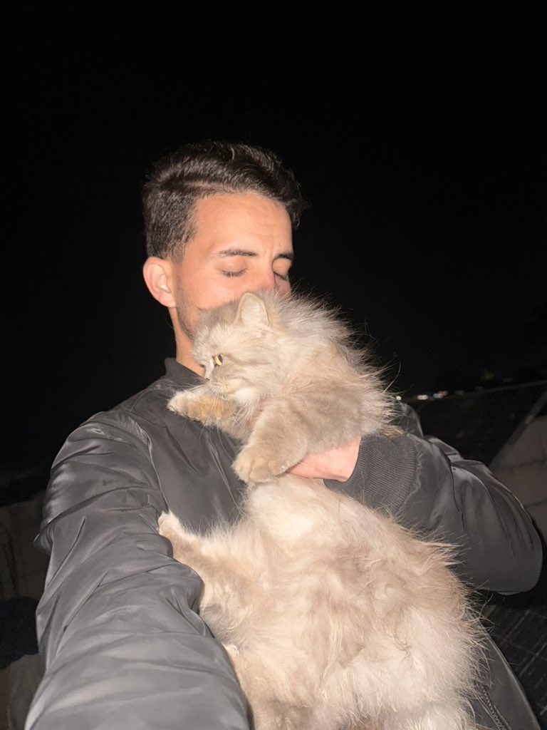 Sharif30Jamal's tweet photo. MY BELOVED LULU AND I ARE STILL ALIVE — HOLDING ON IN GAZA 🇵🇸. https://t.co/kOYZ3DeGPA