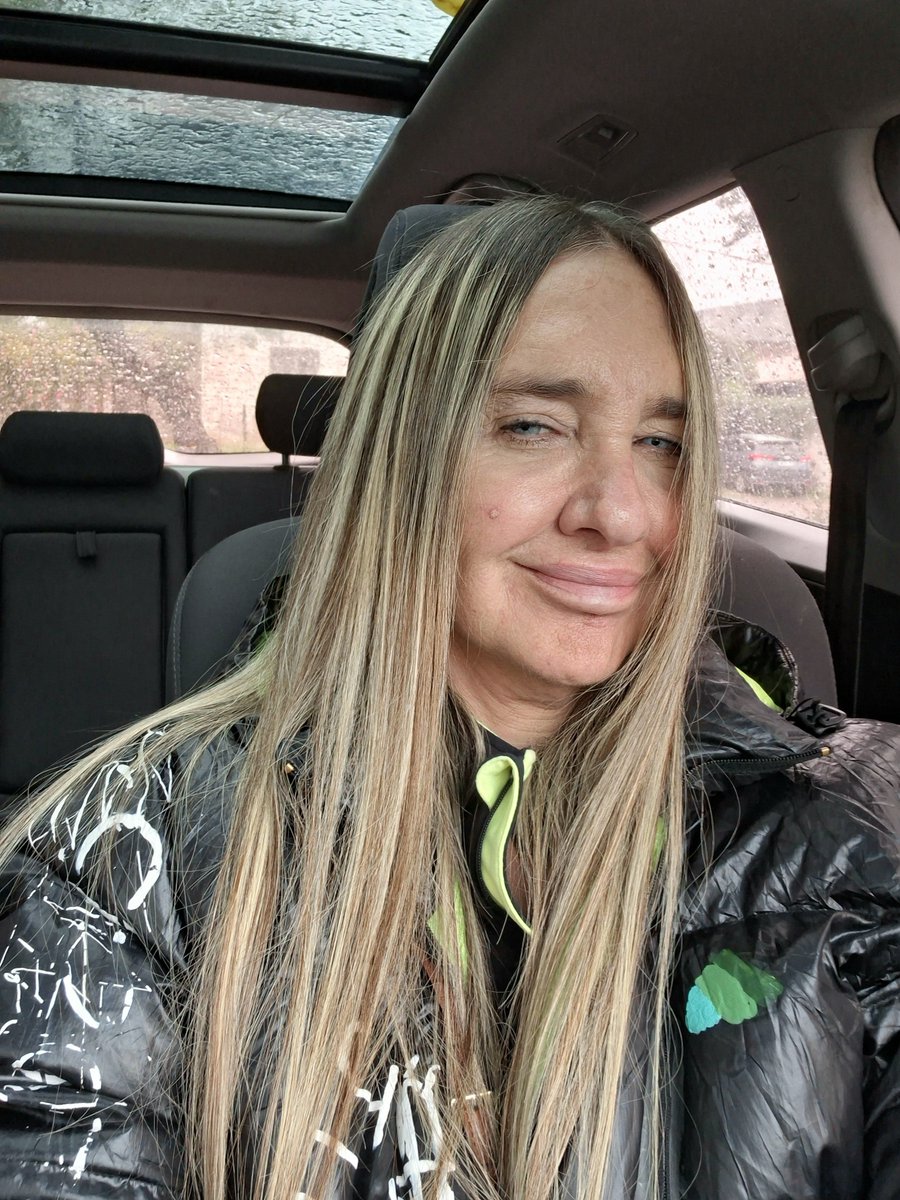 Pilar *La doña* tweet media