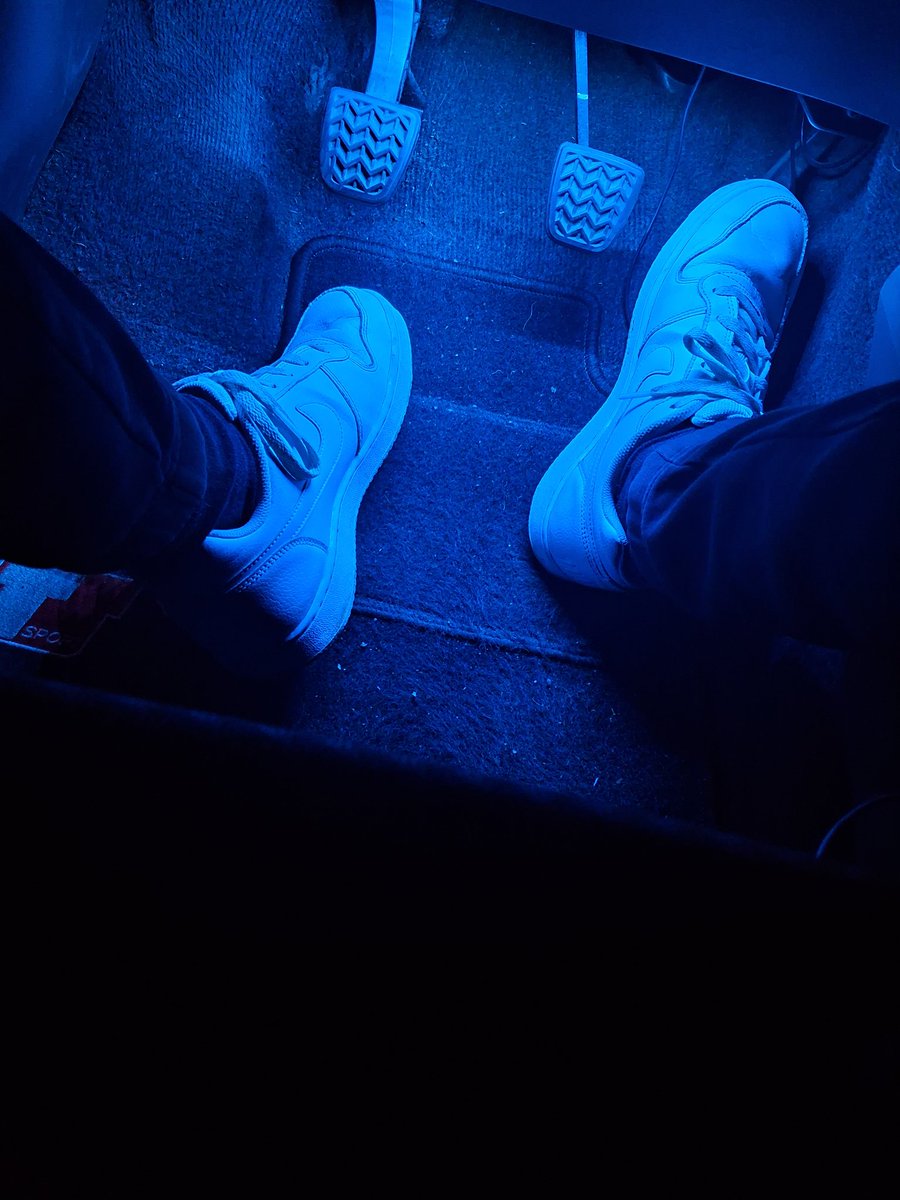 CashAlphaAleks's tweet photo. Goodnight Losers...dm was weer druk vandaag

#Findom #FindomNL #Cashmaster #Alpha #Shoes #Payme #Dm https://t.co/gaKs6KQ7yj