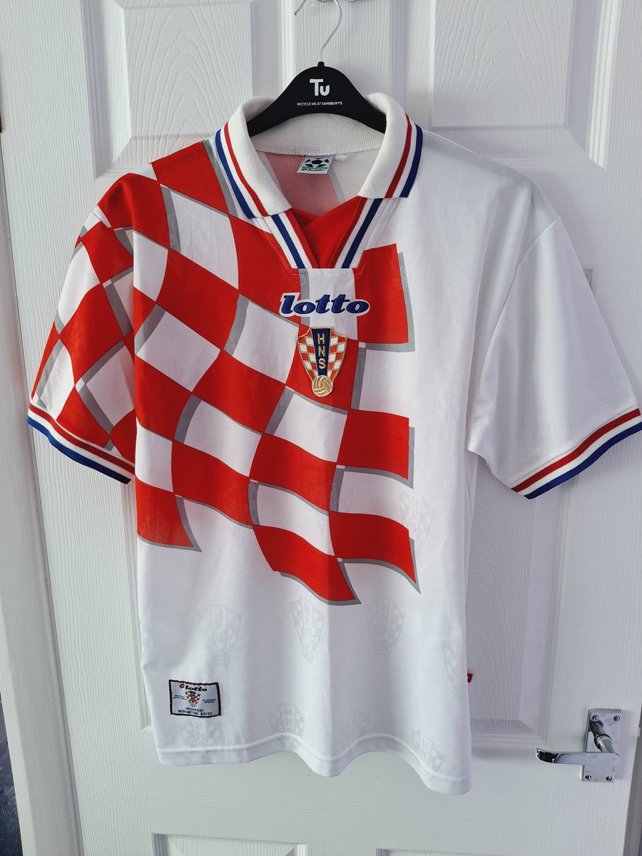 Kris Blay tweet media