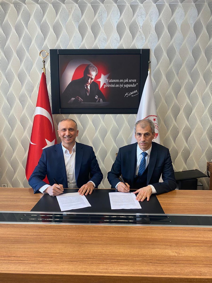 EBS_Bayrampasa's tweet photo. 📢 BAYRAMPAŞA’DA EĞİTİM ÇALIŞANLARININ YÜZÜNÜ GÜLDÜREN PROMOSYON KAZANIMI! 🎉 https://t.co/WeM8eEp6Tq