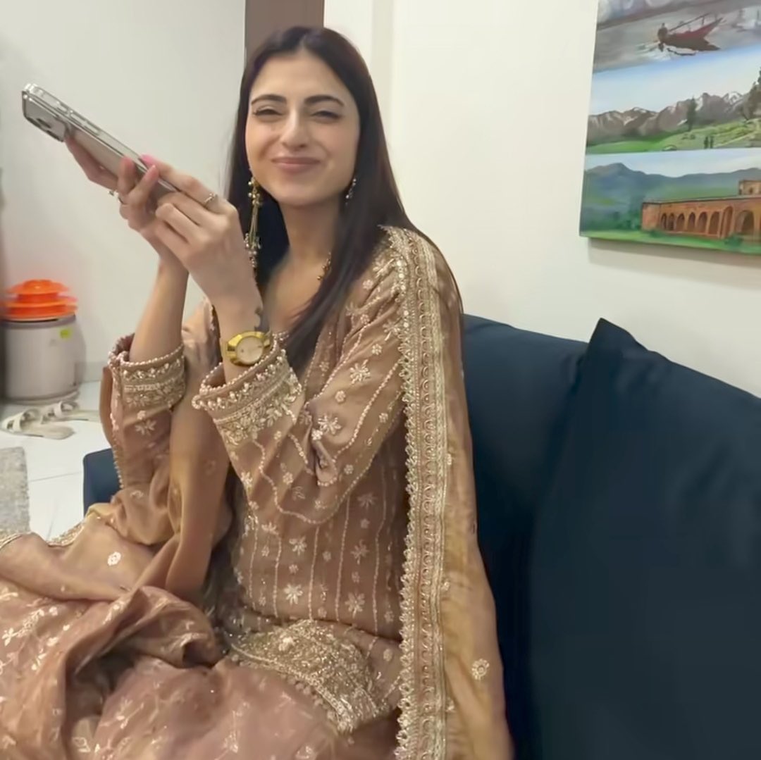 Aayza Awan tweet media