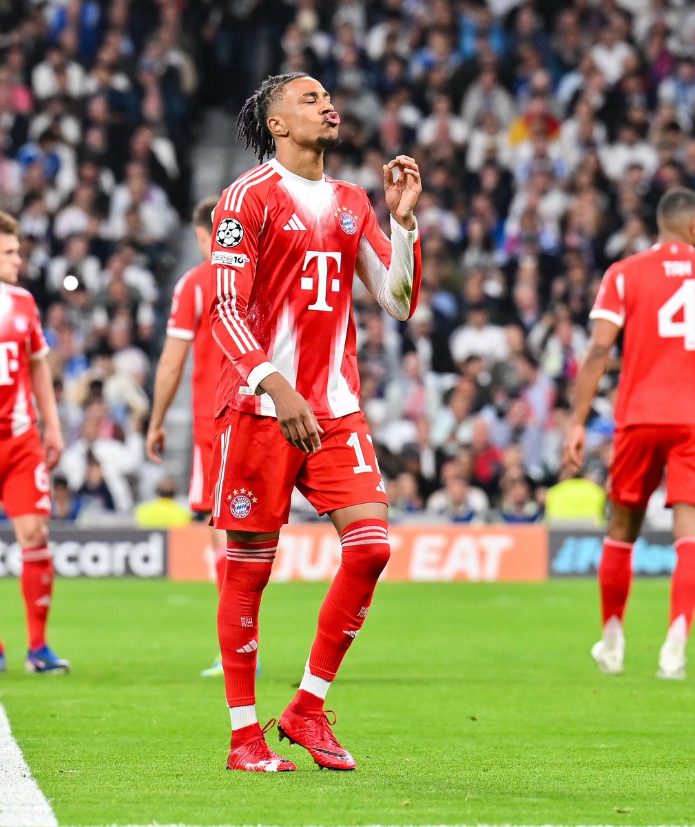 _BeFootball's tweet image. 🚨🚨 𝗠𝗜𝗖𝗛𝗔𝗘𝗟 𝗢𝗟𝗜𝗦𝗘 🇫🇷 𝗗𝗘𝗩𝗜𝗘𝗡𝗧 𝗟𝗘 𝟭𝗲𝗿 𝗝𝗢𝗨𝗘𝗨𝗥 𝗔̀ 𝗗𝗘́𝗟𝗜𝗩𝗥𝗘𝗥 𝟮𝟱 𝗔𝗦𝗦𝗜𝗦𝗧𝗦 𝗘𝗡 𝗨𝗡𝗘 𝗦𝗔𝗜𝗦𝗢𝗡 𝗔𝗩𝗘𝗖 𝗨𝗡 𝗖𝗟𝗨𝗕 𝗗𝗨 𝗧𝗢𝗣 𝟱 𝗘𝗨𝗥𝗢𝗣𝗘́𝗘𝗡 ! 👑😱

Il devance Franck Ribery (24  en 2011/2012).

(@statsdufoot)