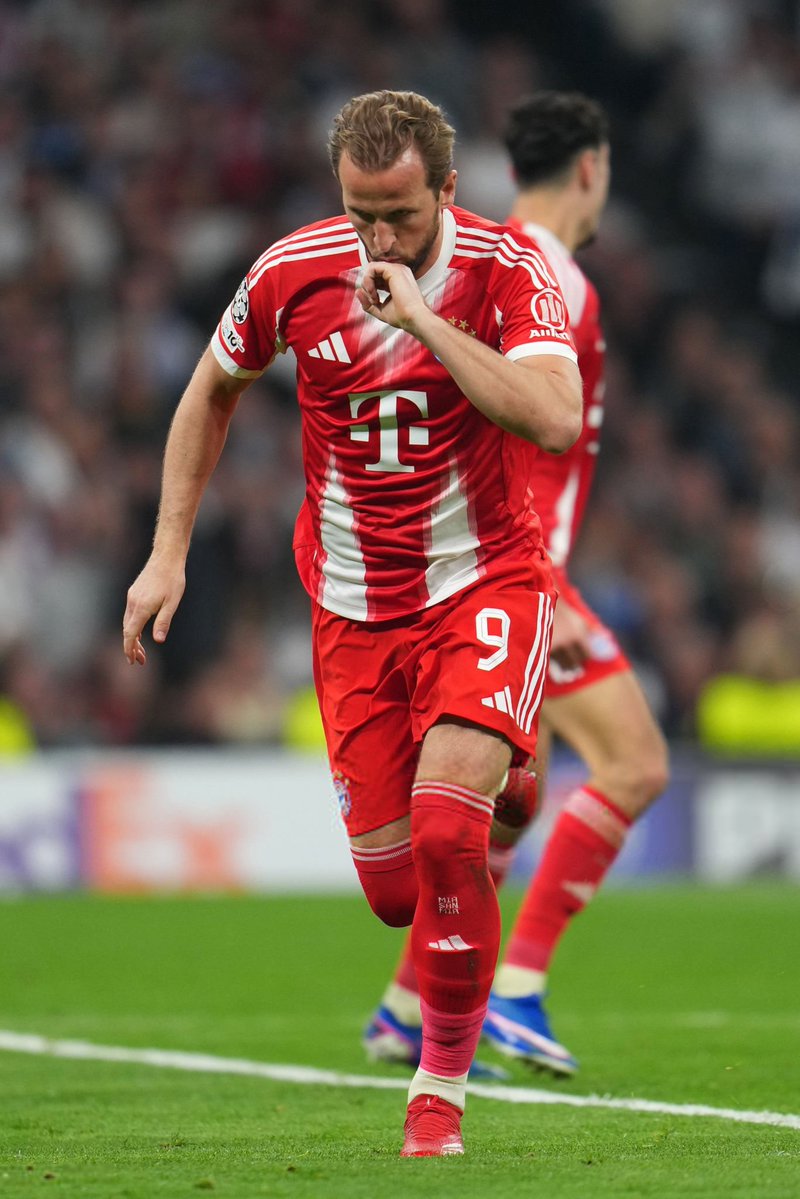 Instant Foot ⚽️ tweet media