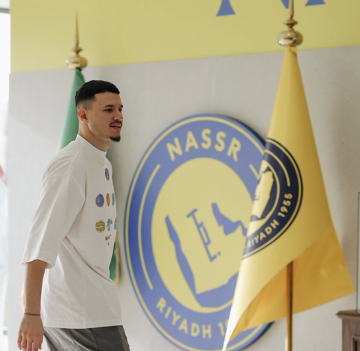 عبدالعزيز العصيمي tweet media