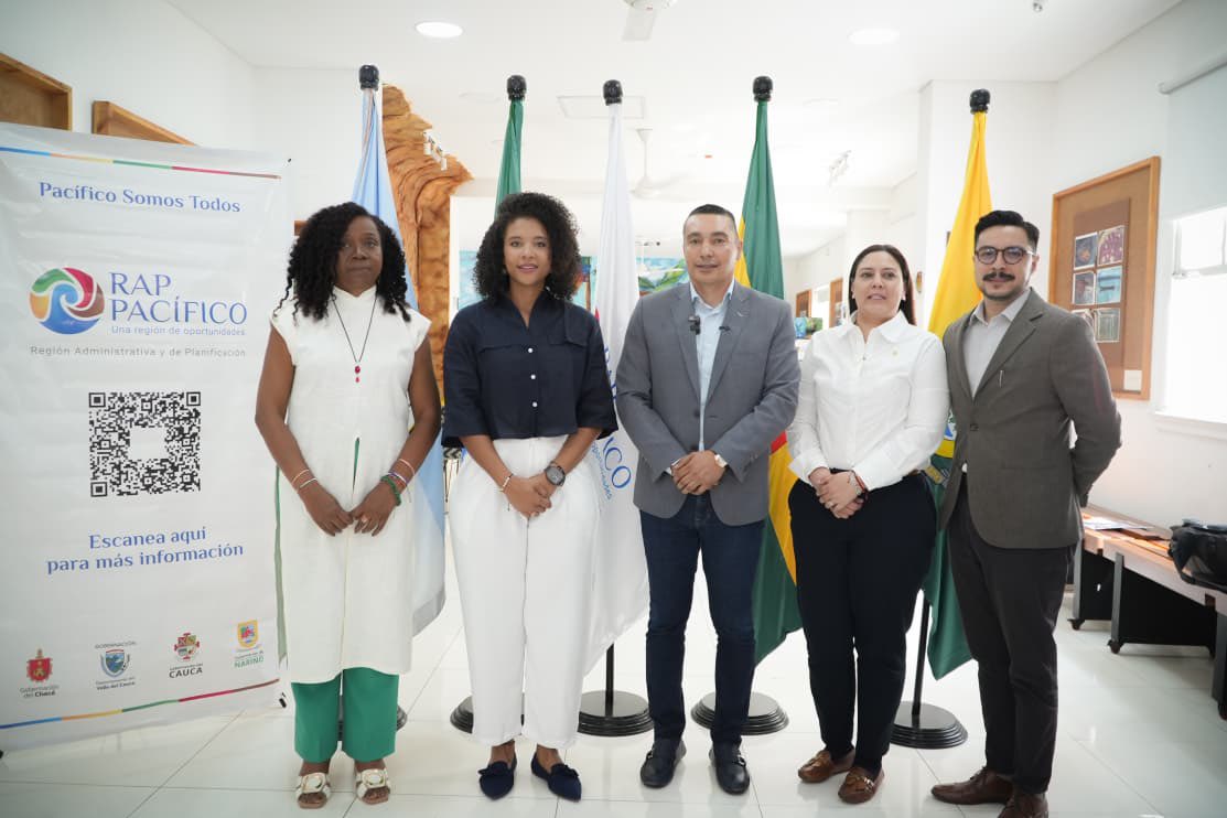 OCTAVIO GUZMÁN tweet media