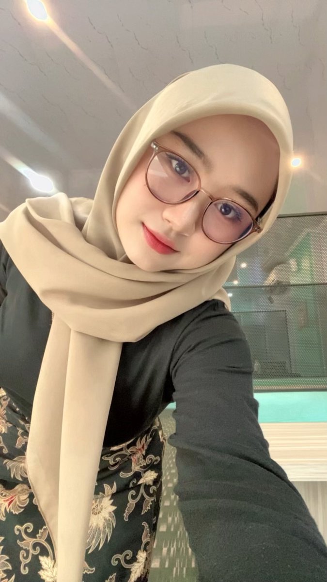 lunar, certified mind blower 🌙 tweet media