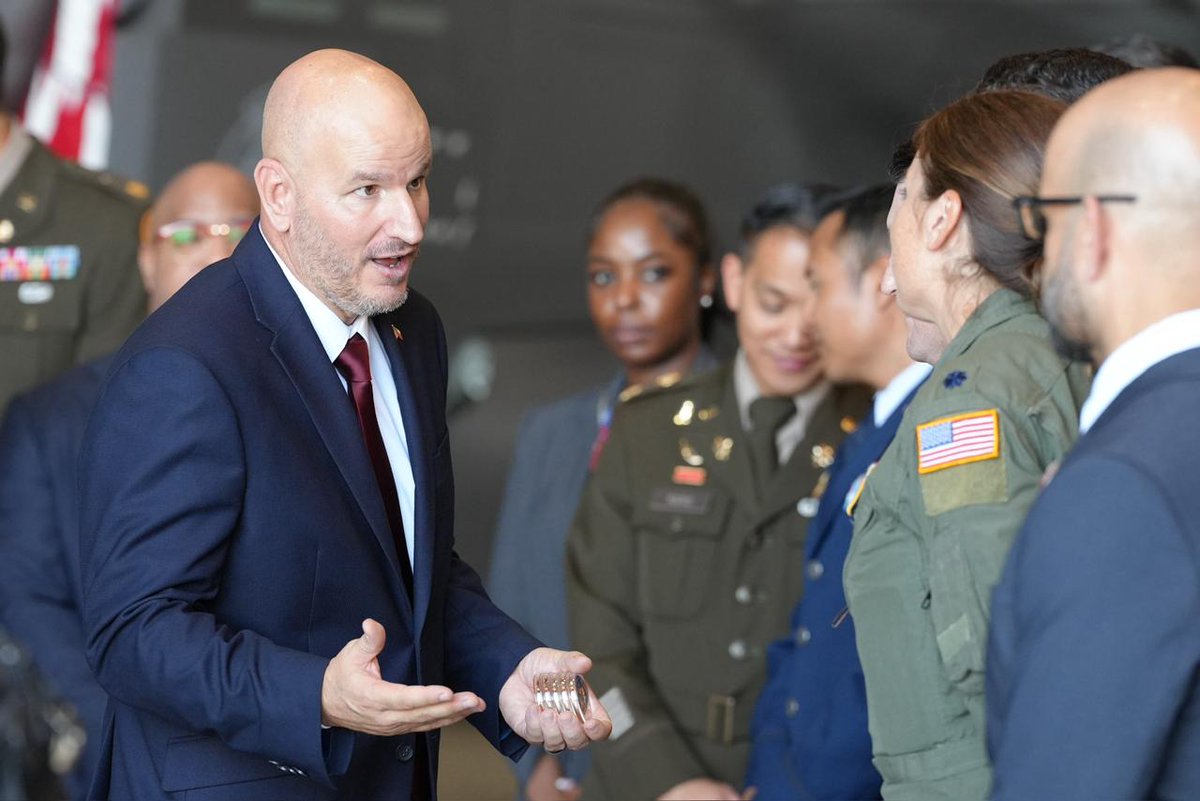 Embajada EE.UU. Chile tweet media