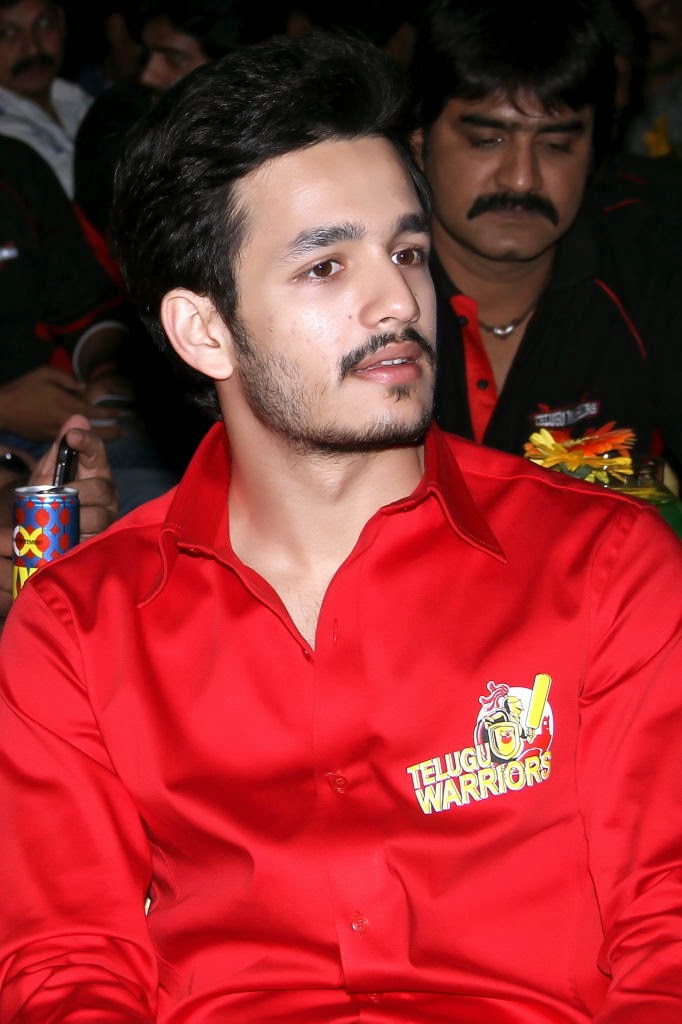 akhil_ashok6931's tweet photo. Birthday Wishes Idolo 🧎🏻‍♂️🧎🏻‍♂️💕💕

@AkhilAkkineni8
#Akhil6
#Lenin https://t.co/EvBY9cgngr