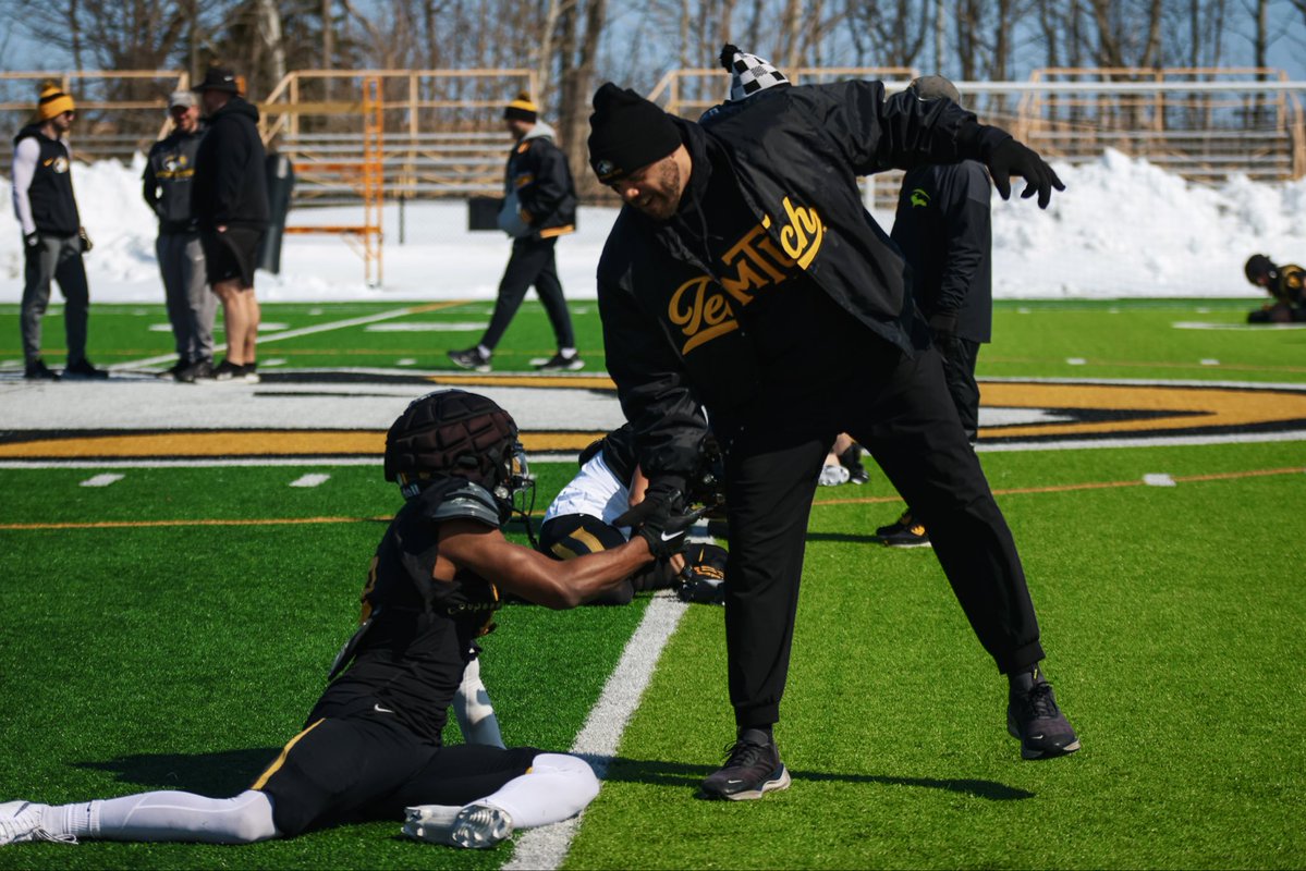 Michigan Tech Football tweet media