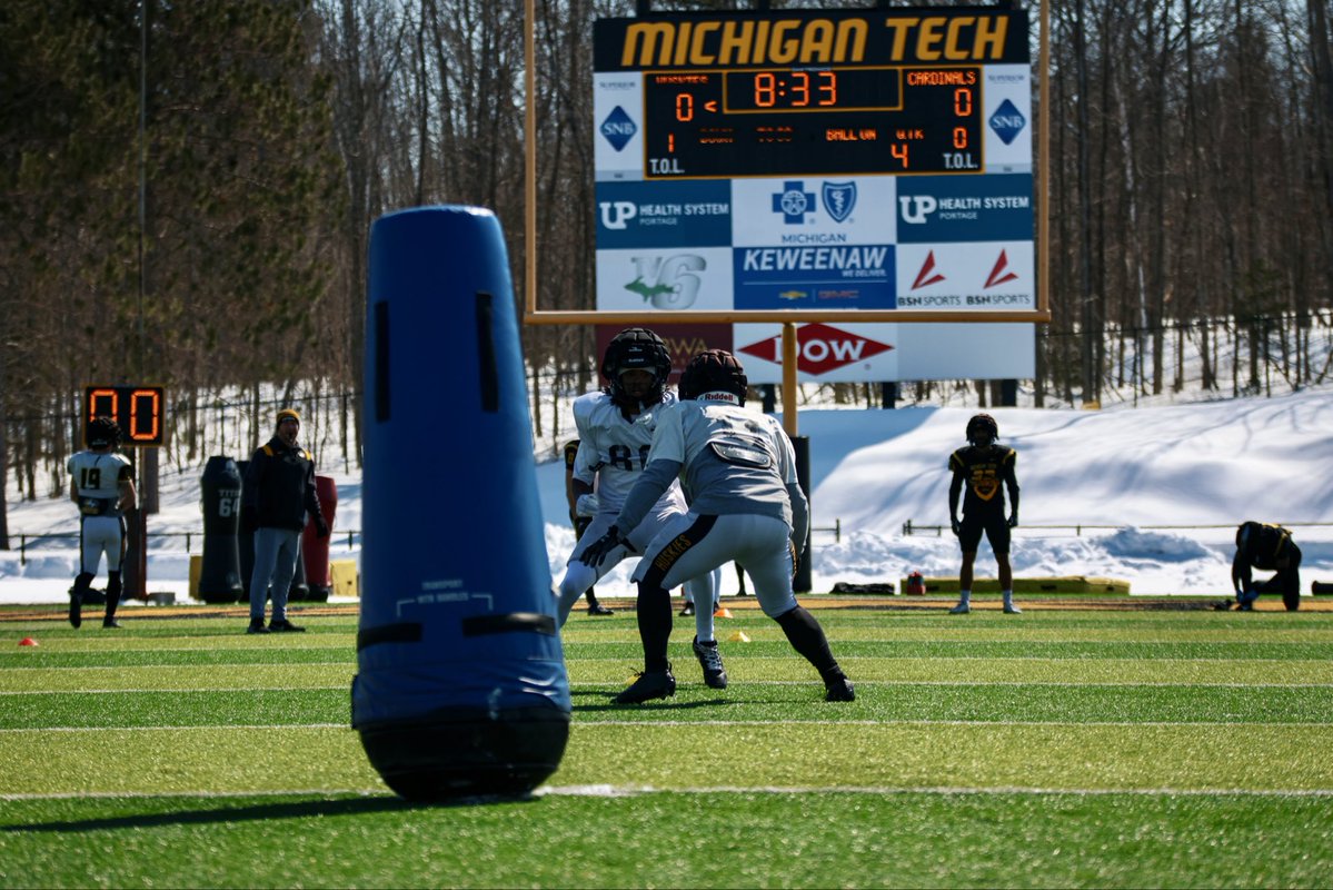 Michigan Tech Football tweet media