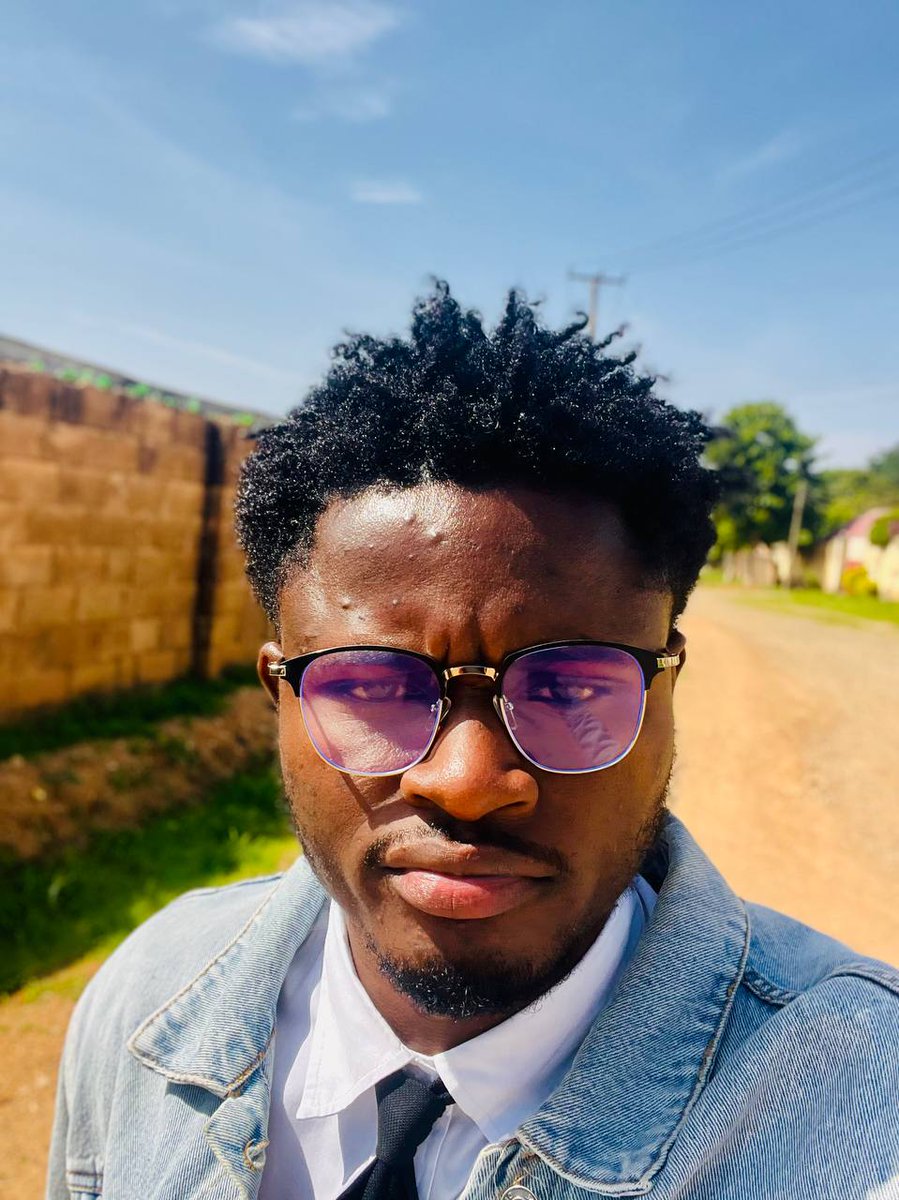 Drüskii tweet media