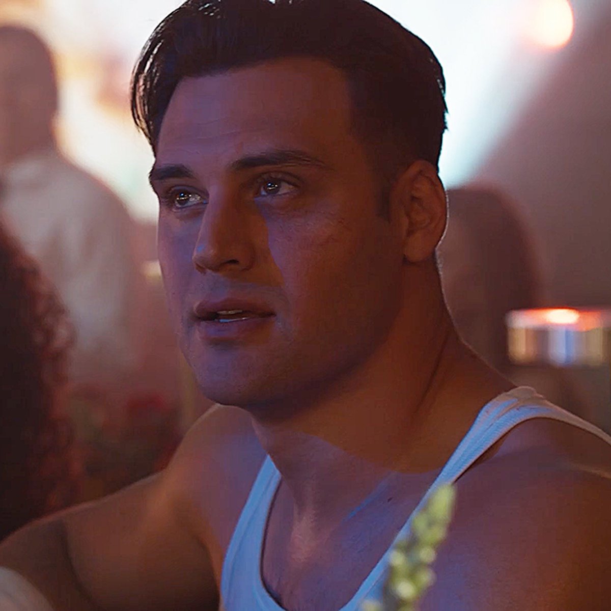 nick is at the motel ४ tweet media