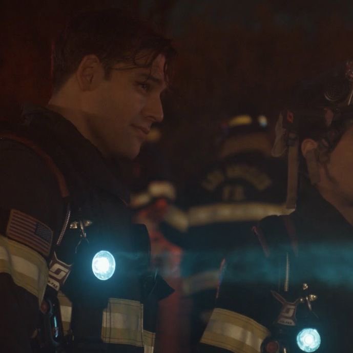 nick is at the motel ४ tweet media