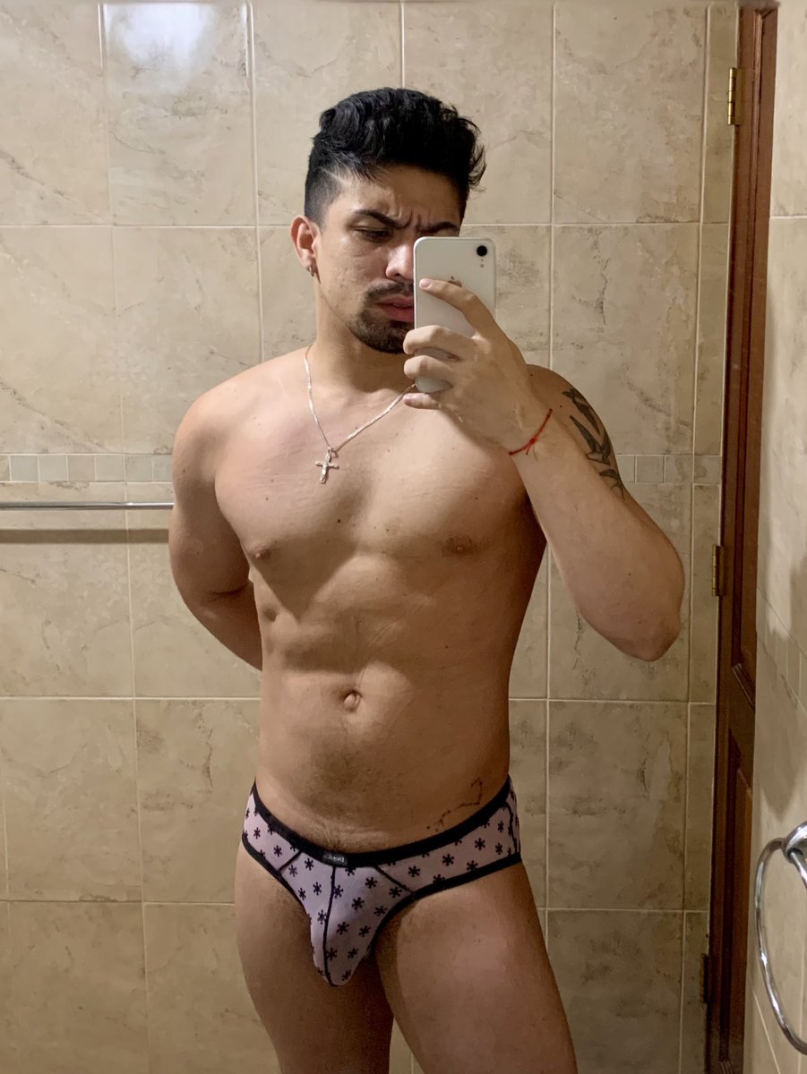 R I C E K ✨ tweet media