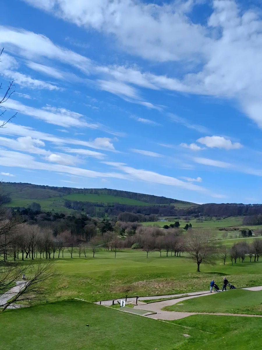 suttylass's tweet image. Bank Holiday in Buxton 🌞 🐣
#BankHolidayWeekend #EasterWalks